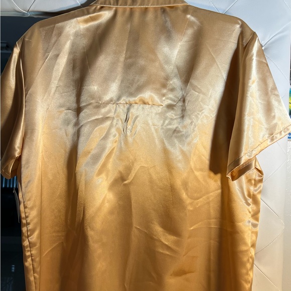 Valerie Stevens Gold Short Sleeve Button Down Sleep/Pajama Top Size S - Picture 5 of 8